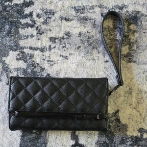 Steve Madden Quilted Black Wristlet
